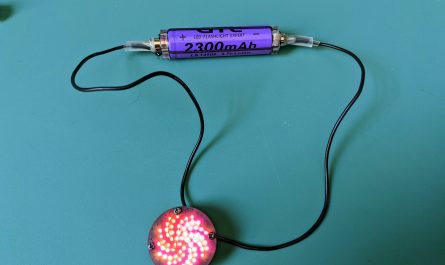 Magnetic battery connector powering an LED Pendant